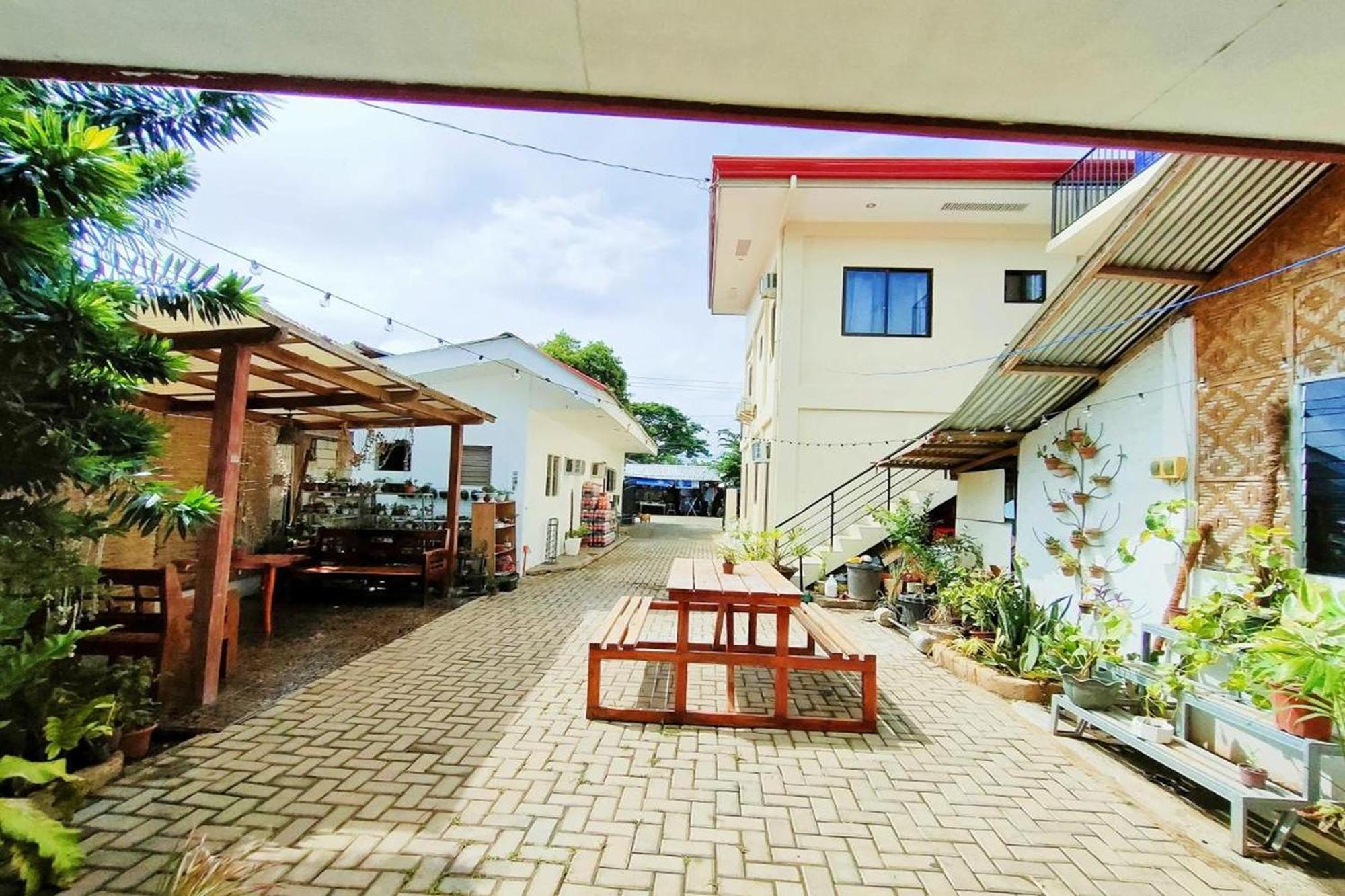 Intoy'S Place Panglao Near Beach Eksteriør billede
